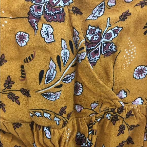 Deep yellow floral top with cross-over front - Picture 3 of 7